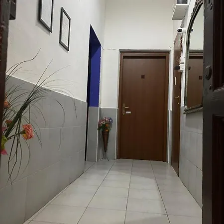 Volturno House Albergue